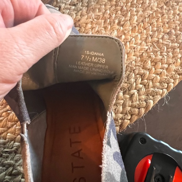 NWOT 1 State Grey Camo Suede Leather Ankle Boots - Size 7 1/2 - 38 - Picture 4 of 6